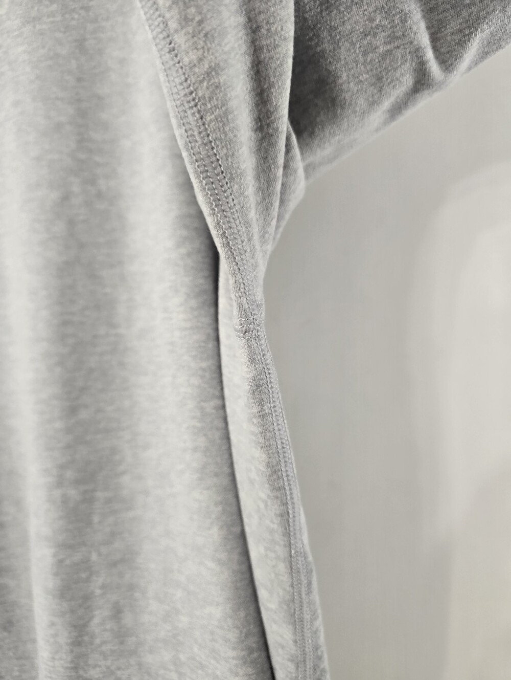 Vuori Ponte Performance Crew Zip Pocket Long Sleeve Activewear Sweatshirt Size L - Picture 9 of 15
